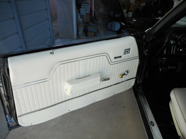 1972 Black Chevrolet Chevelle 2 Door