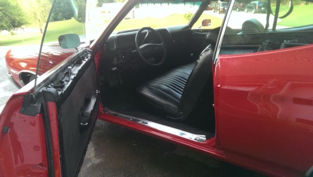 1972 Red Chevrolet Chevelle Coupe