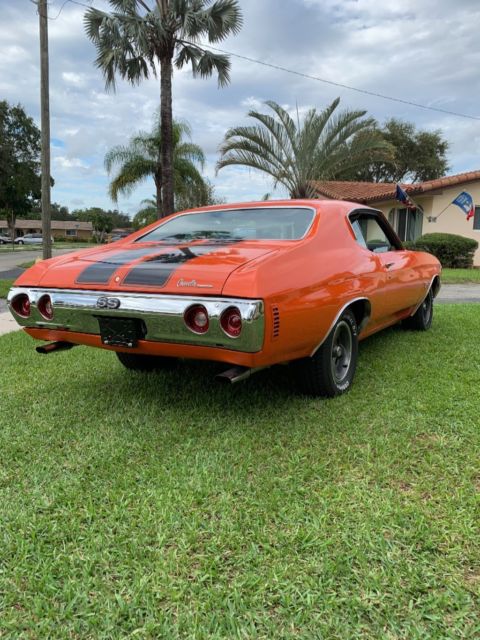 1972 Orange Chevrolet Chevelle Coupe