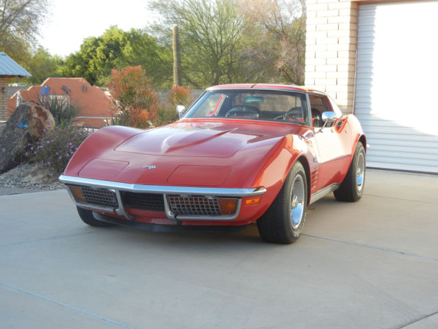 1972 Red Chevrolet Corvette Coupe