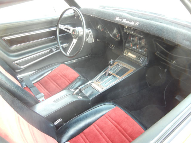 1972 Red Chevrolet Corvette Coupe