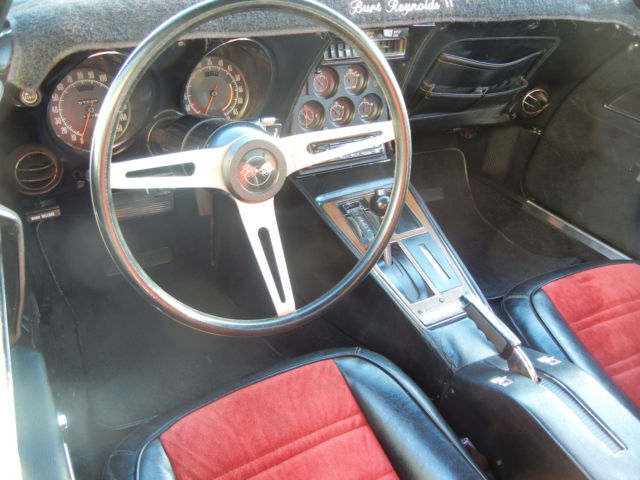 1972 Red Chevrolet Corvette Coupe