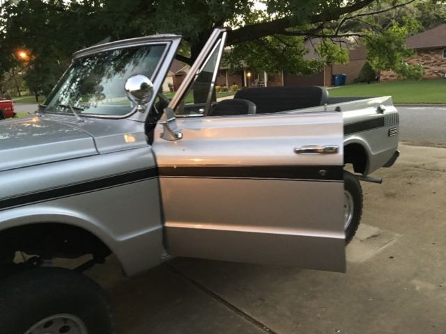 1972 Blue Chevrolet Blazer