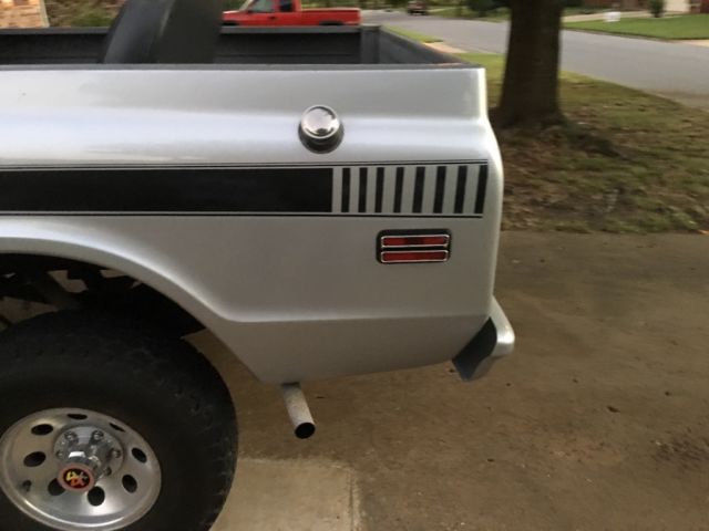 1972 Blue Chevrolet Blazer