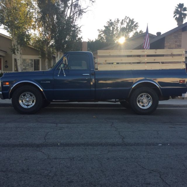 1972 Blue Chevrolet C-10 Long Bed