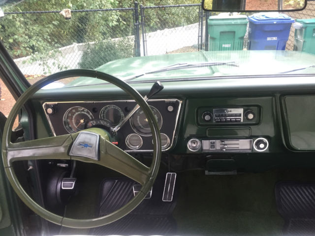 1972 White Chevrolet C-10