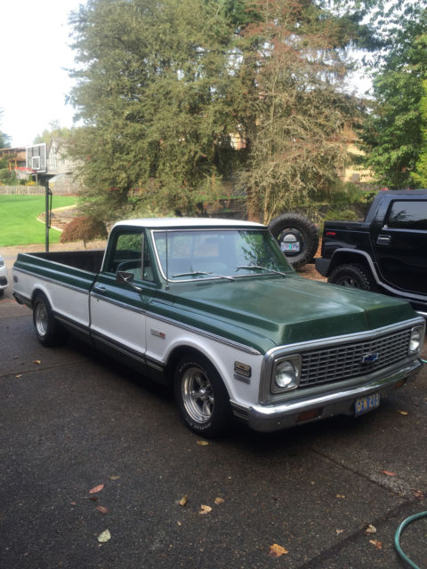 1972 White Chevrolet C-10