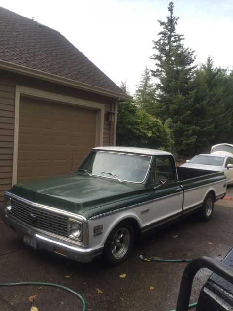 1972 White Chevrolet C-10