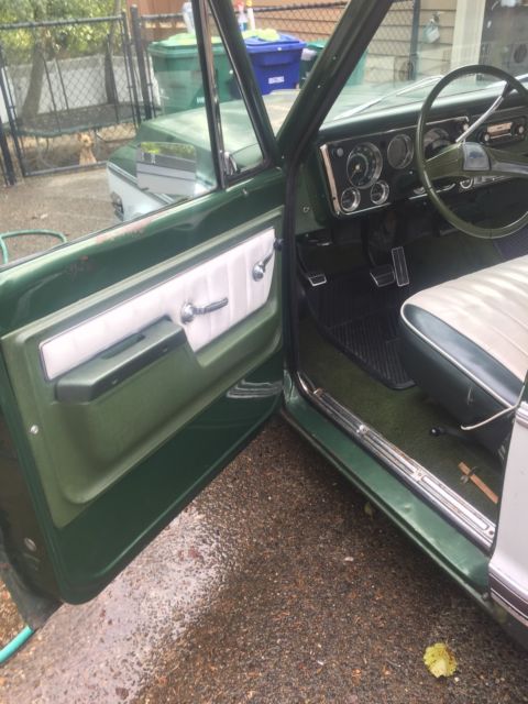 1972 White Chevrolet C-10