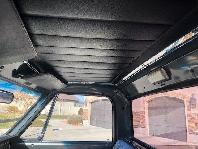 1972 Gray Chevrolet Cheyenne Standard Cab Pickup