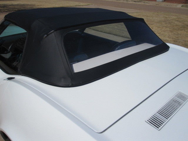1972 White Chevrolet Corvette Convertible