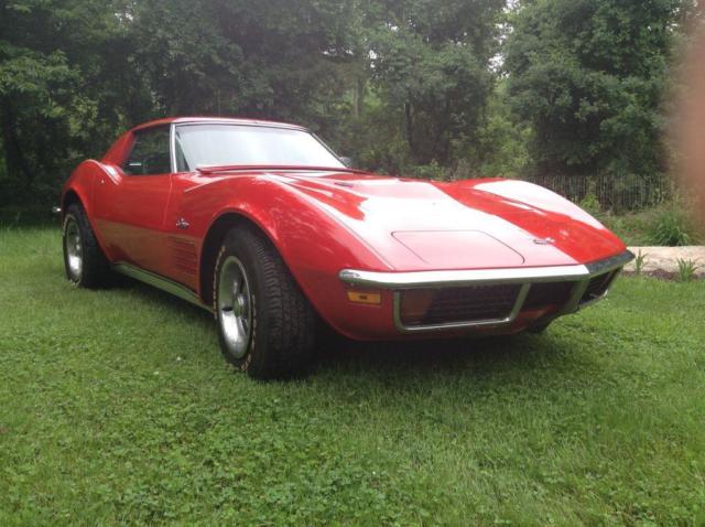 1972 Red Chevrolet Corvette