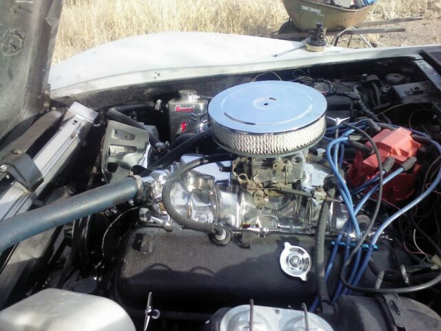 1972 primer Chevrolet Corvette Coupe