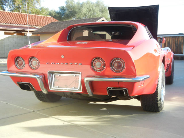 1972 Red Chevrolet Corvette Coupe
