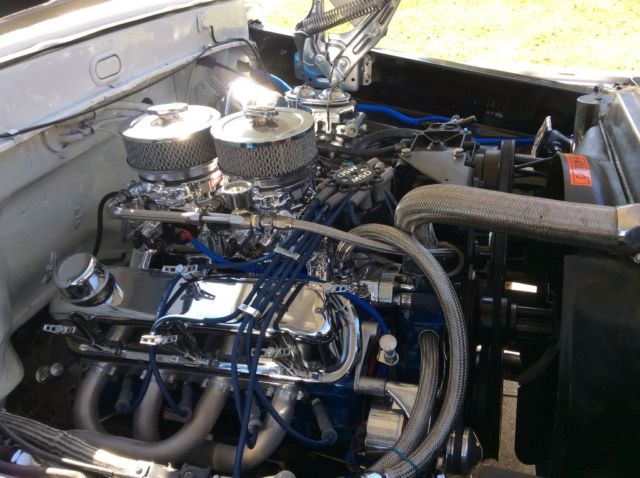 1972 White Ford F-100 Standard Cab Pickup