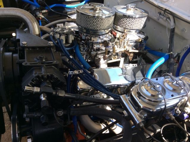 1972 White Ford F-100 Standard Cab Pickup