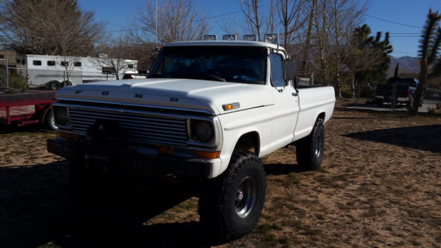 1972 White Ford F-100 Standard Cab Pickup
