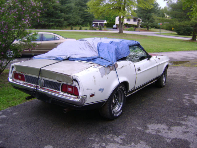 1972 White Ford Mustang Convertible