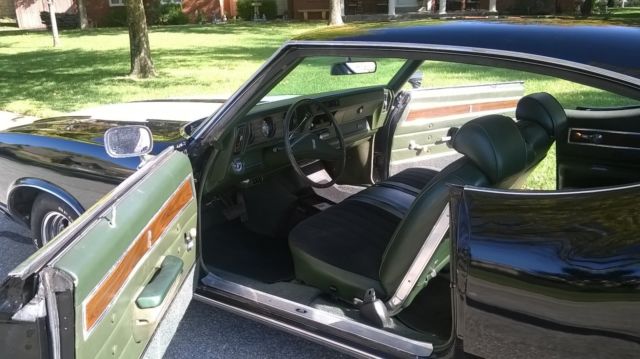 1972 Gray Oldsmobile Cutlass Coupe