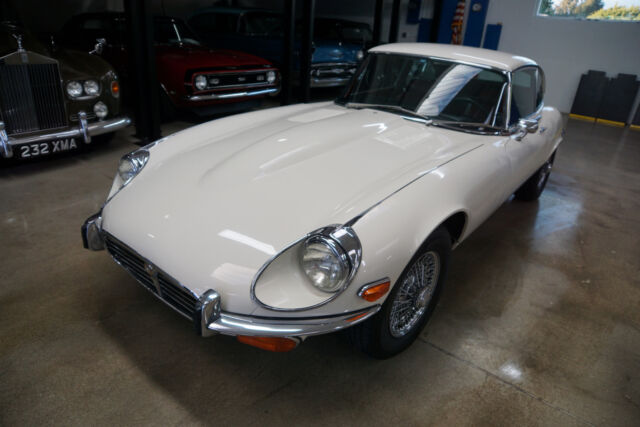 1972 White Jaguar V12 E-Type Series III 2+2 Coupe Coupe