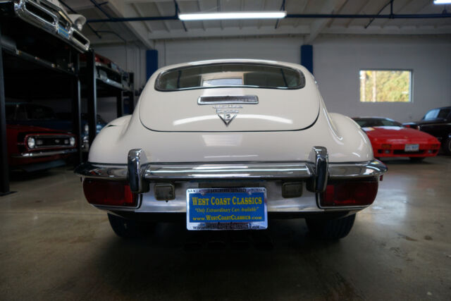 1972 White Jaguar V12 E-Type Series III 2+2 Coupe Coupe