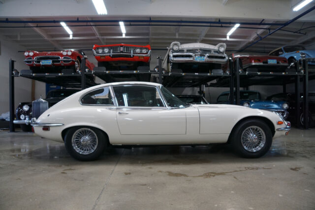 1972 White Jaguar V12 E-Type Series III 2+2 Coupe Coupe