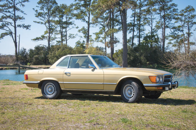 1973 Gold Mercedes-Benz SL-Class