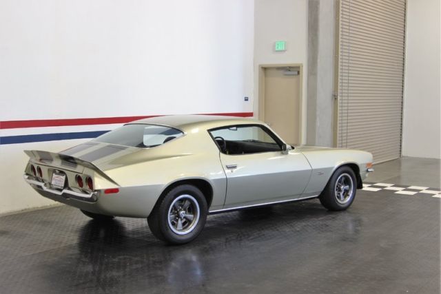 1973 Silver Chevrolet Camaro --