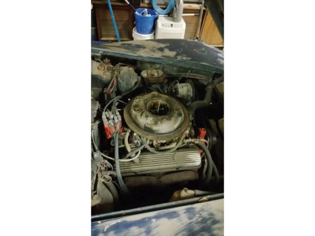 1973 primer Chevrolet Corvette Coupe