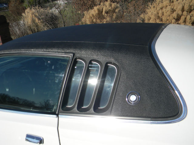 1973 white/black Dodge Charger Coupe