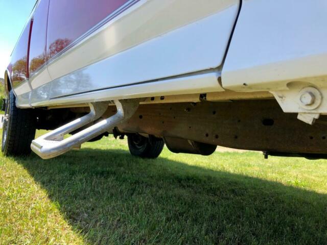 1994 Red Ford F-250 Extended Cab Pickup