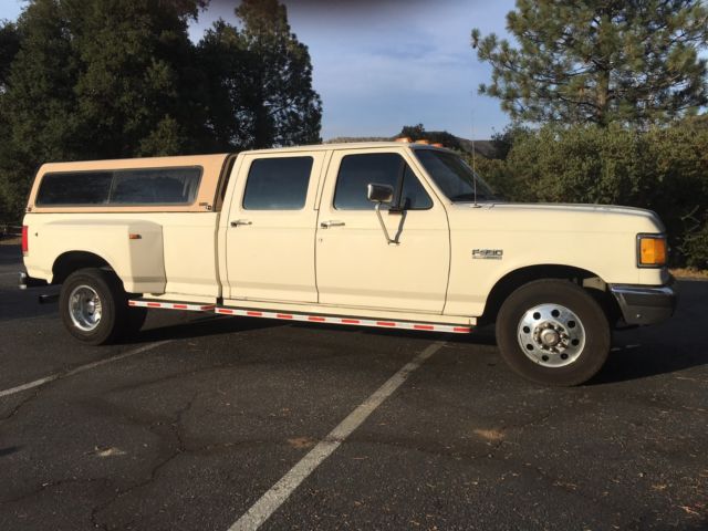 1991 White Ford F-350 Extended Bed Crew Cab Pickup Dually