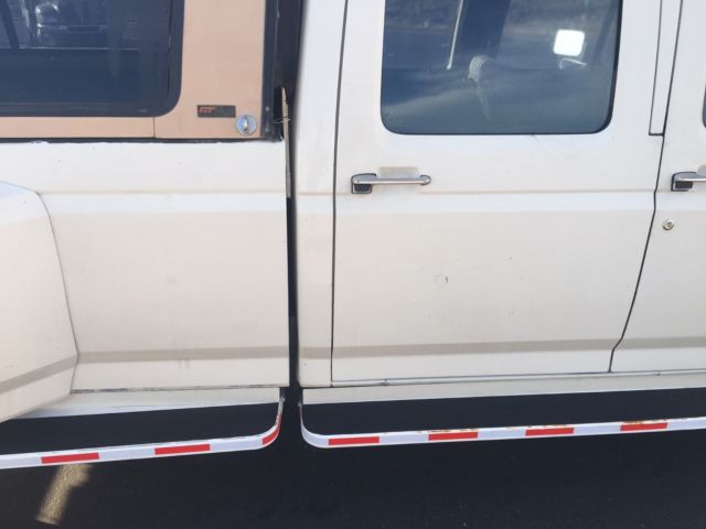 1991 White Ford F-350 Extended Bed Crew Cab Pickup Dually