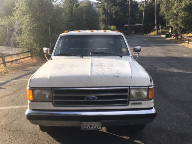 1991 White Ford F-350 Extended Bed Crew Cab Pickup Dually