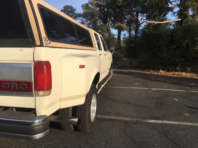 1991 White Ford F-350 Extended Bed Crew Cab Pickup Dually