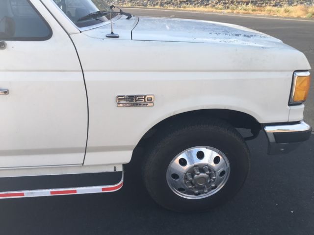 1991 White Ford F-350 Extended Bed Crew Cab Pickup Dually