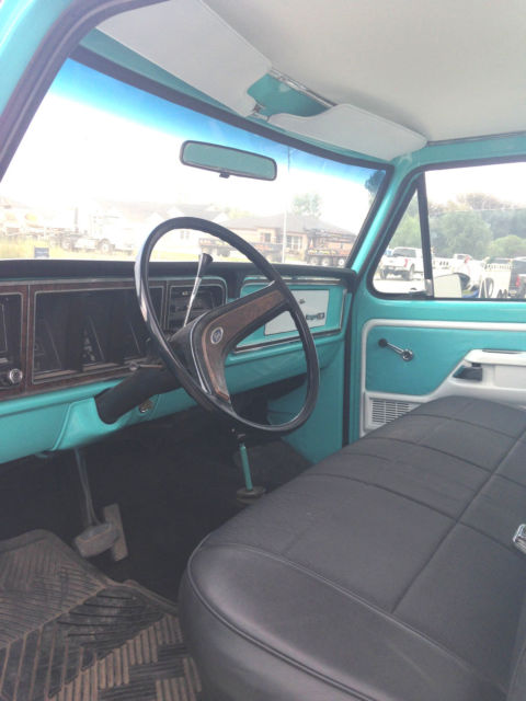 1973 Teal Ford F-250 Cab & Chassis