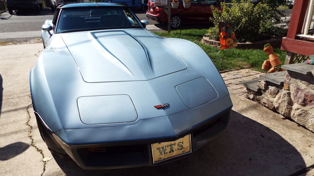 1982 Blue Chevrolet Corvette Coupe