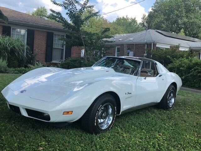 1974 10L Classic White Chevrolet Corvette Coupe