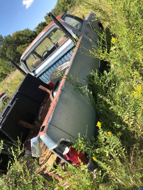 1974 Dodge Power Wagon