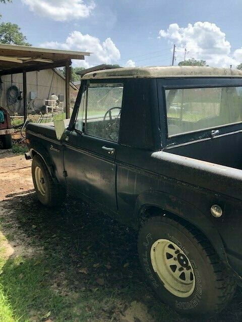 1974 Green Ford Bronco