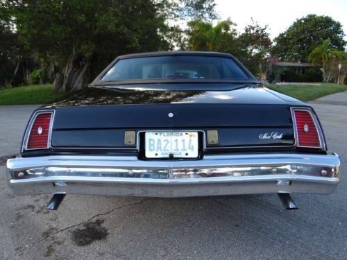 1974 White Chevrolet Monte Carlo Coupe