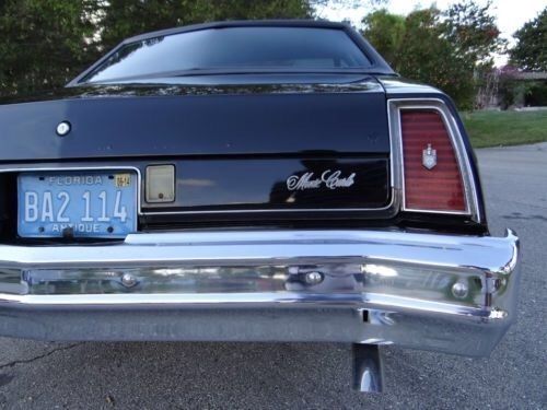 1974 White Chevrolet Monte Carlo Coupe