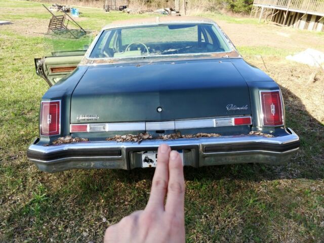 1974 Green Oldsmobile Cutlass Sedan