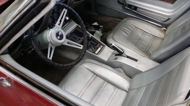 1975 Black Chevrolet Corvette