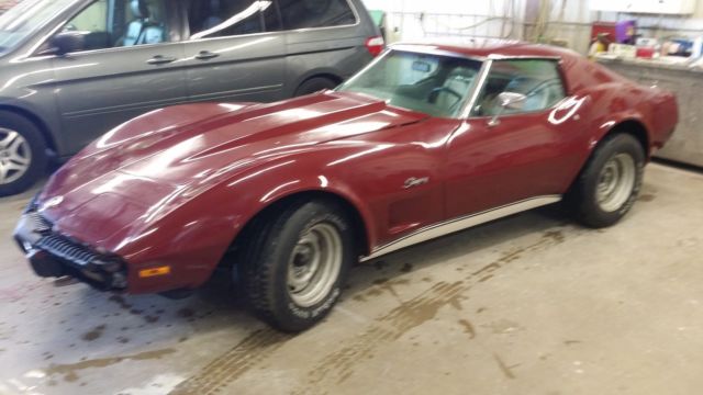 1975 Black Chevrolet Corvette
