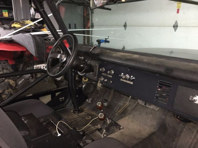 1975 Gray Ford Bronco SUV