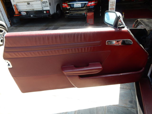 1975 DARK BROWN Mercedes-Benz 400-Series Coupe