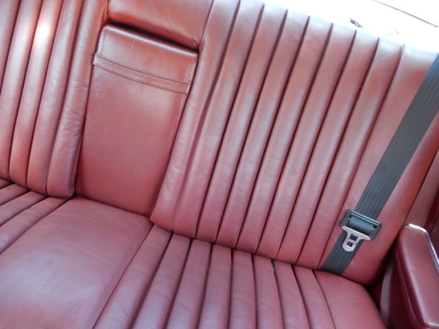 1975 DARK BROWN Mercedes-Benz 400-Series Coupe