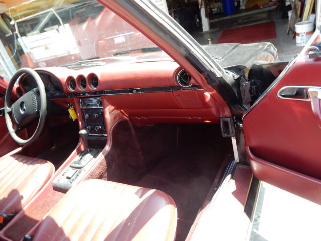 1975 DARK BROWN Mercedes-Benz 400-Series Coupe